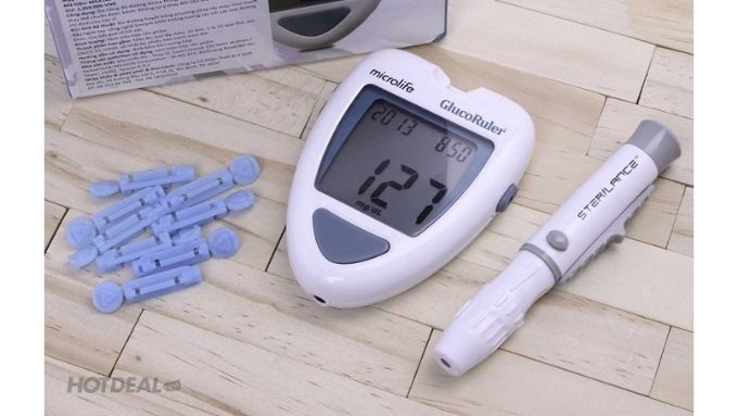 Các bước lấy máu và đưa mẫu vào que thử Microlife MGR100
